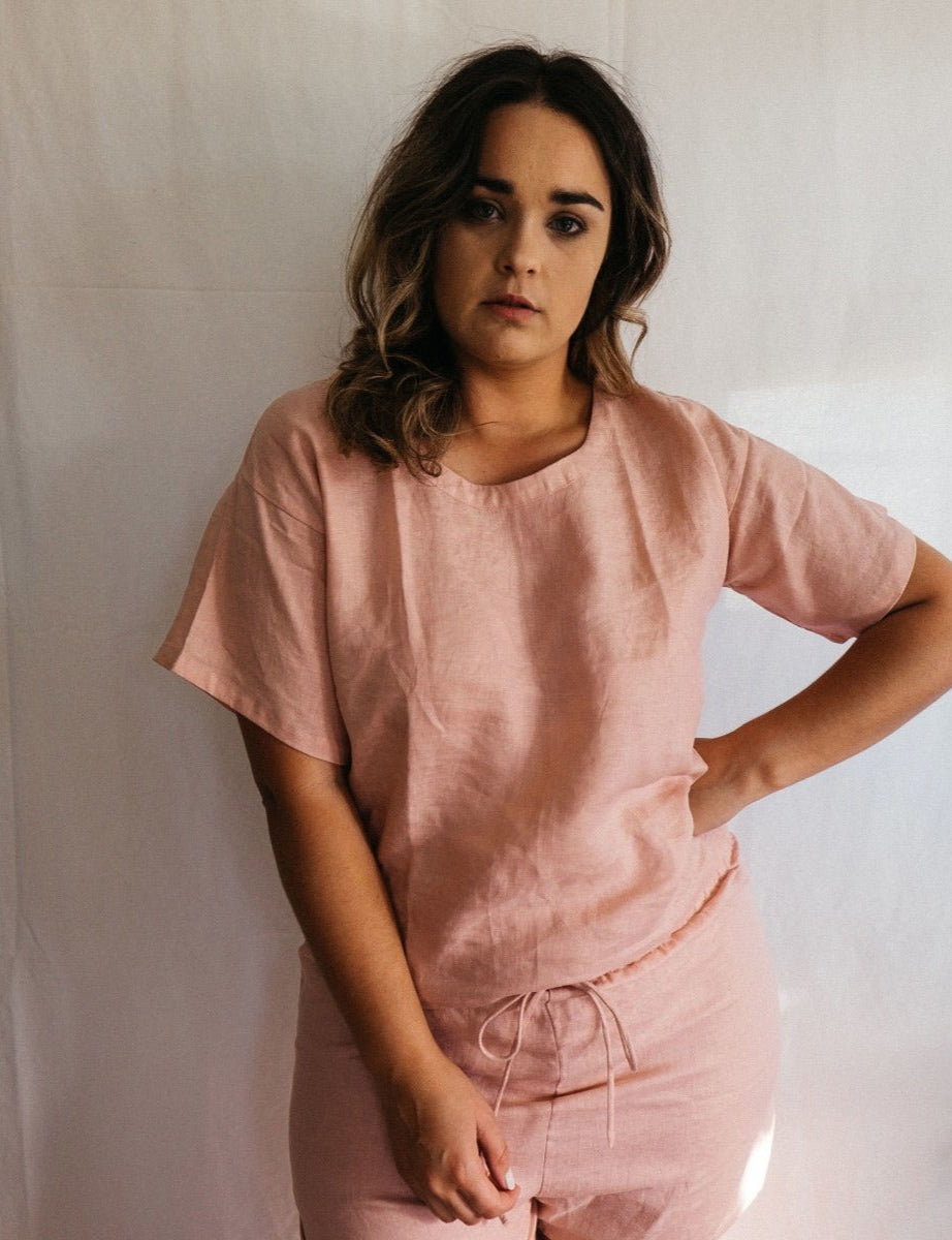 Linen Tee & Short Set in Pink-3