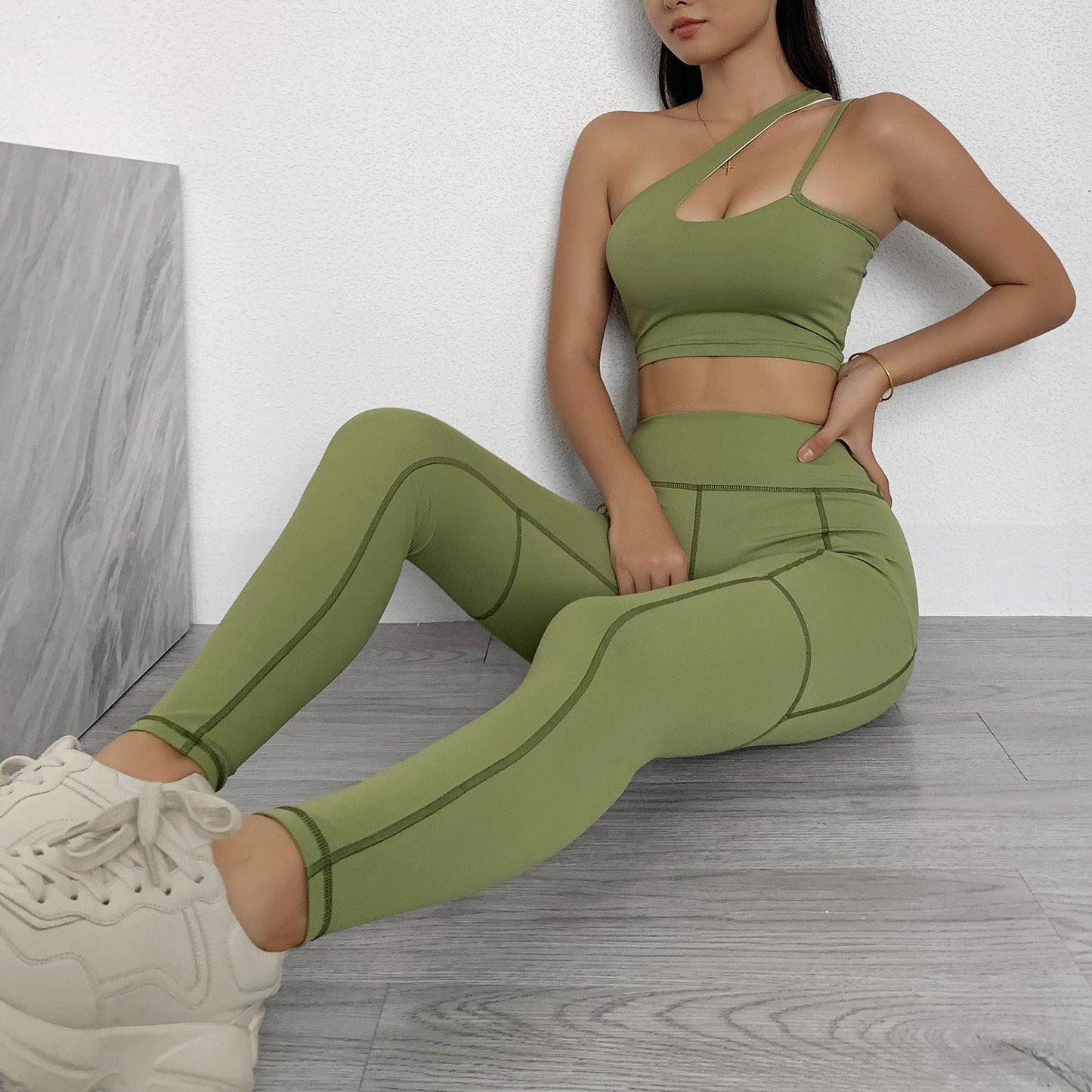 Seamless Yoga Gym Set Women Tracksuit Fitness Clothing Sportswear Padded Push-up Sports One Shoulder Bra Leggings Workout Set-4